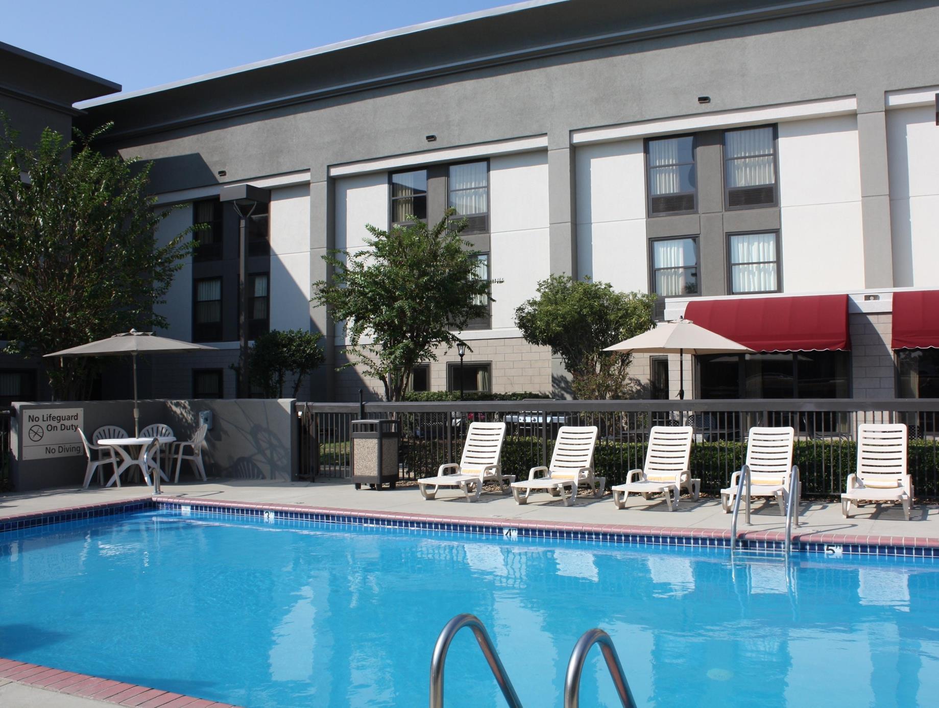 Hampton Inn Ръстън Екстериор снимка