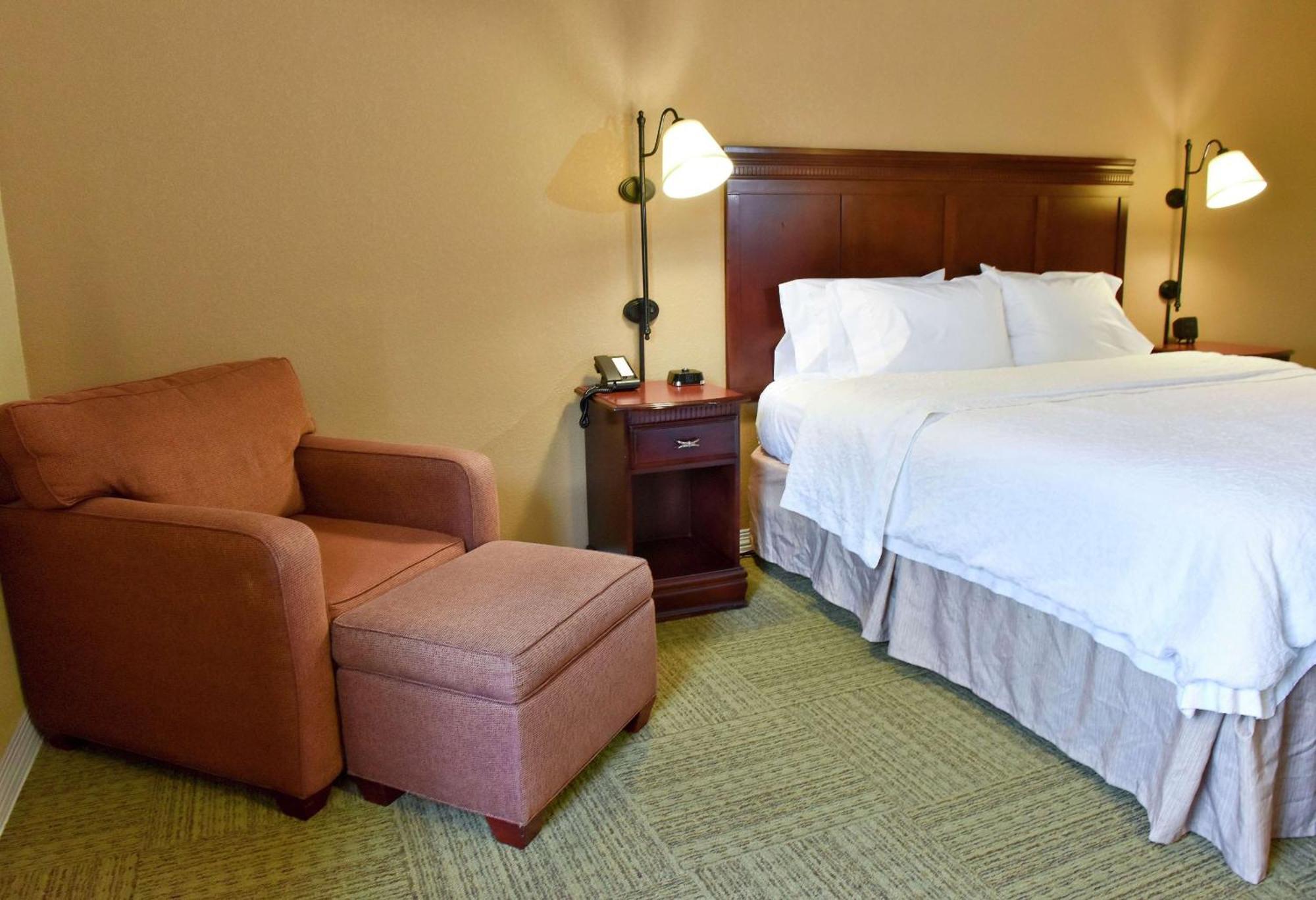 Hampton Inn Ръстън Екстериор снимка