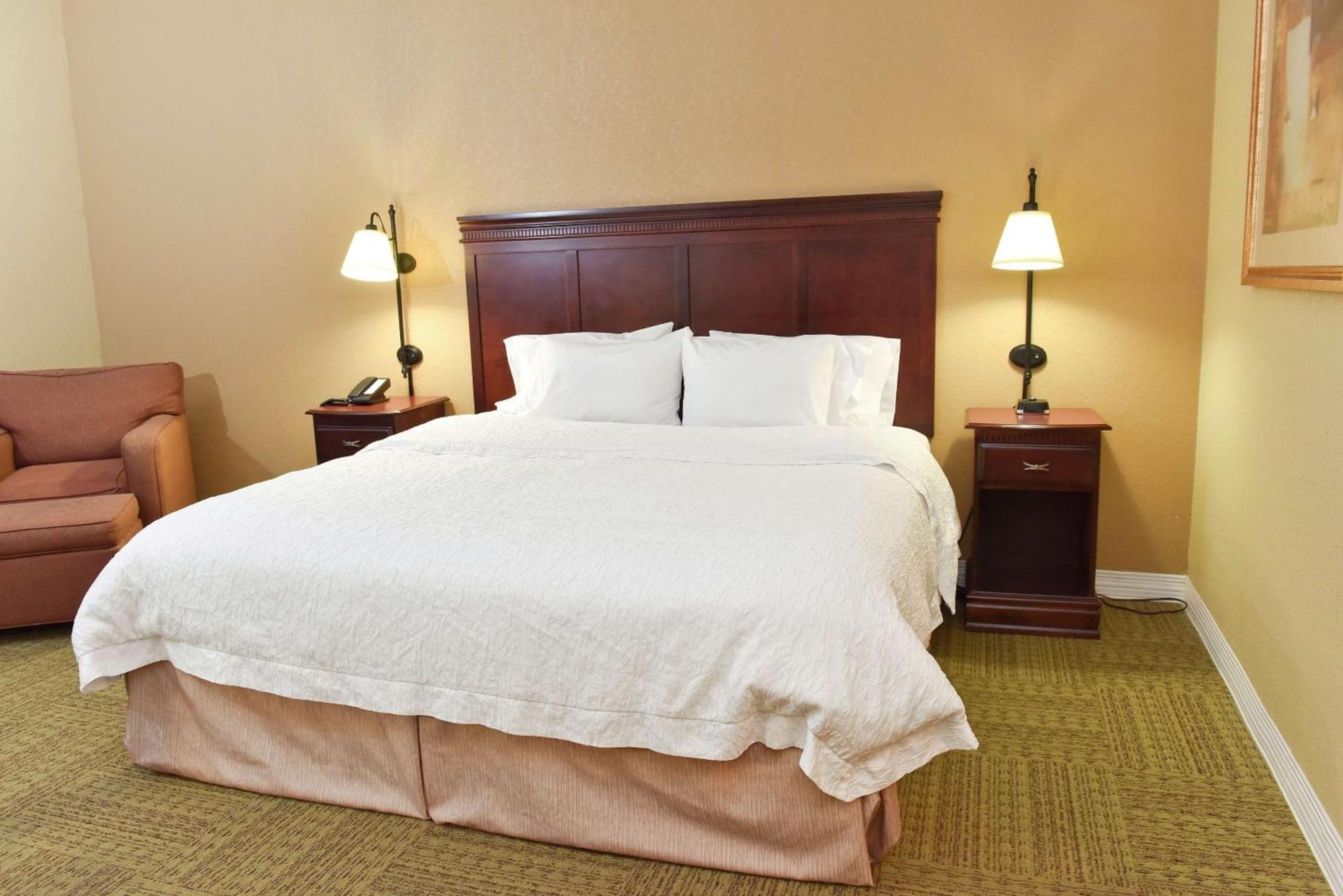 Hampton Inn Ръстън Екстериор снимка