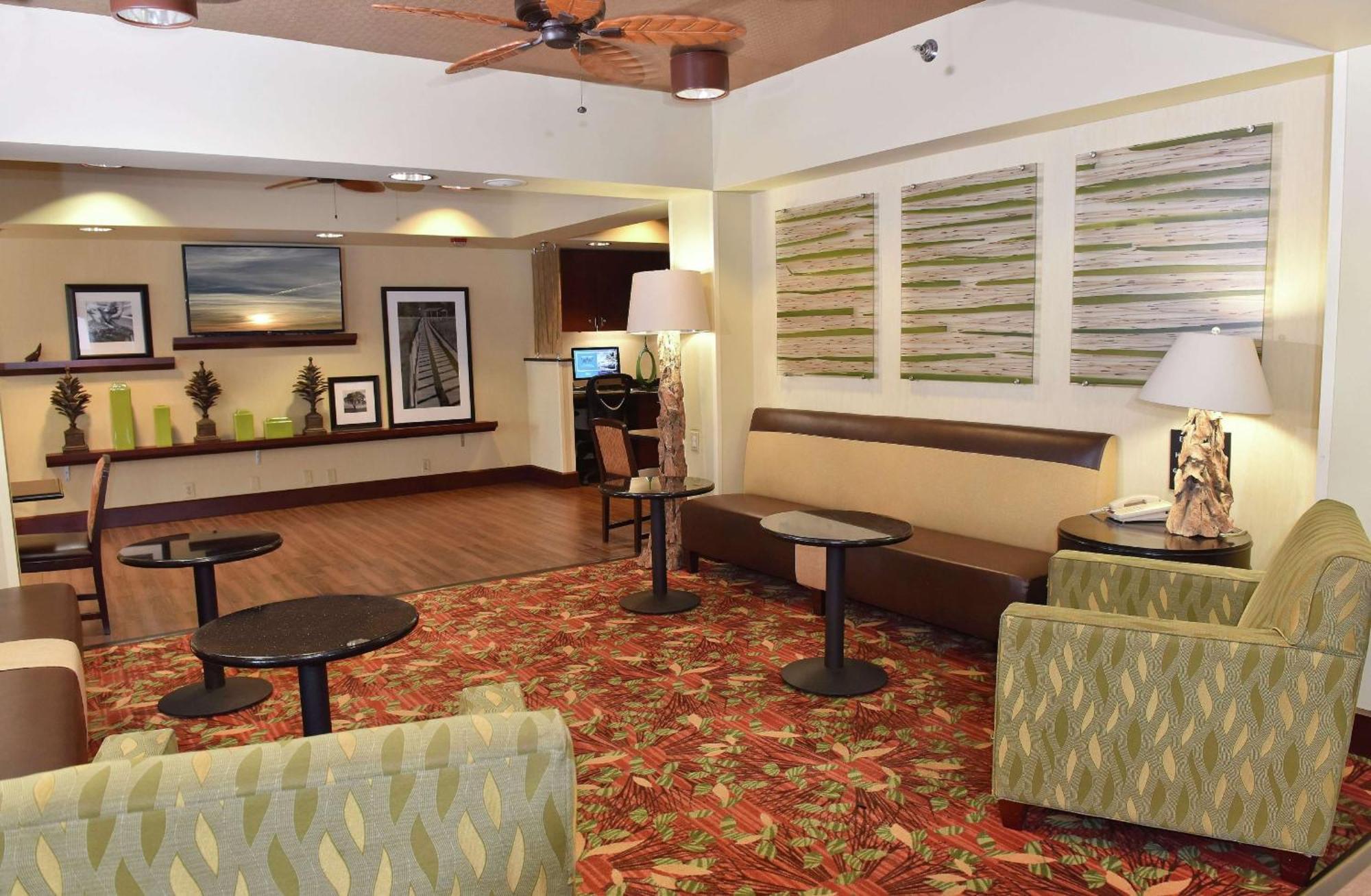 Hampton Inn Ръстън Екстериор снимка
